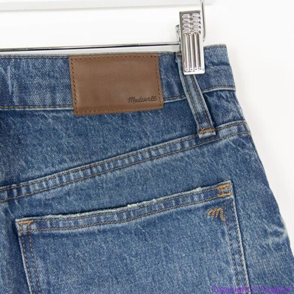Madewell Classic Straight Jeans in Corson‎ Wash, 25 - Picture 10 of 16